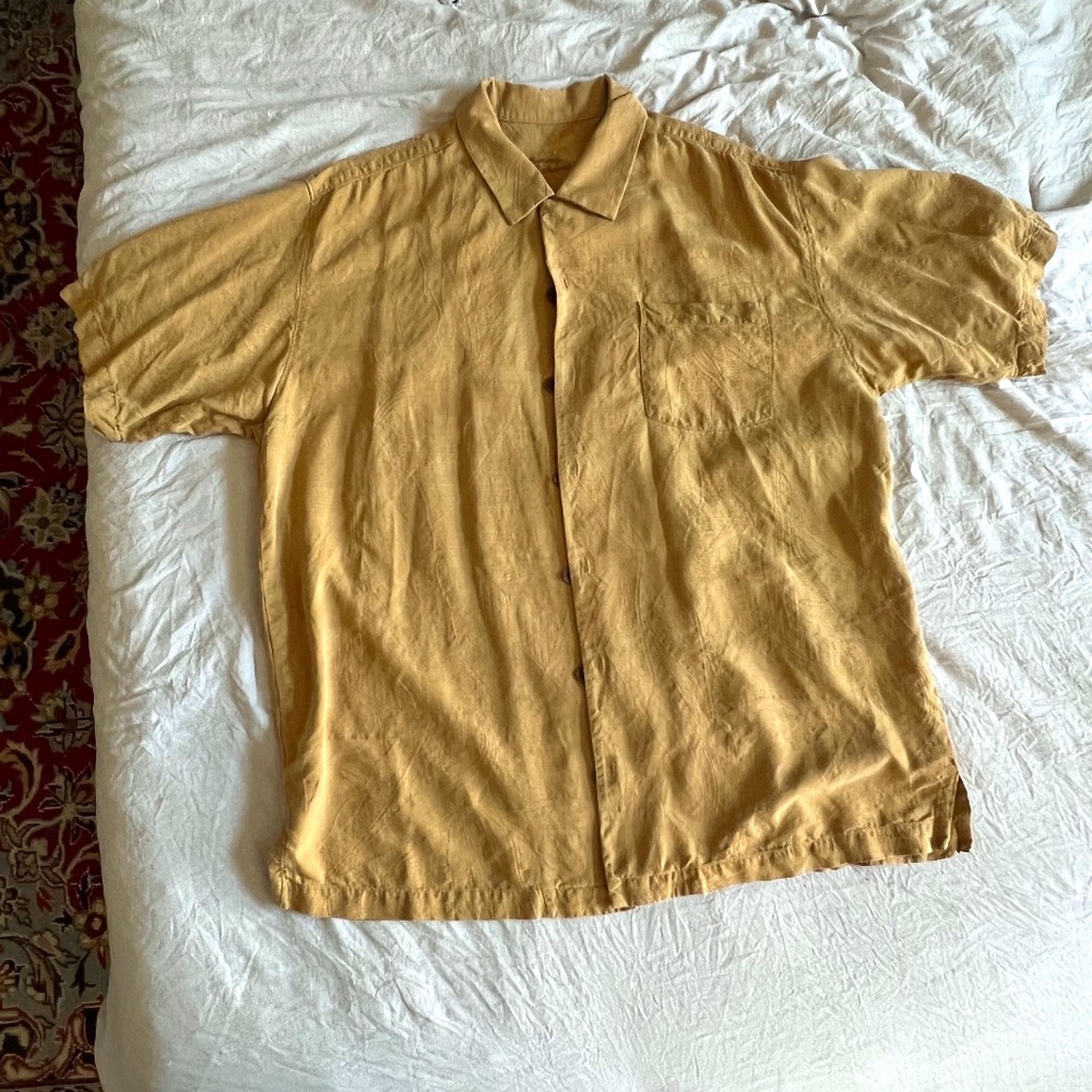 Tommy Bahama Men’s 100% Silk Original Fit Silk Shirt Size L Color Yellow